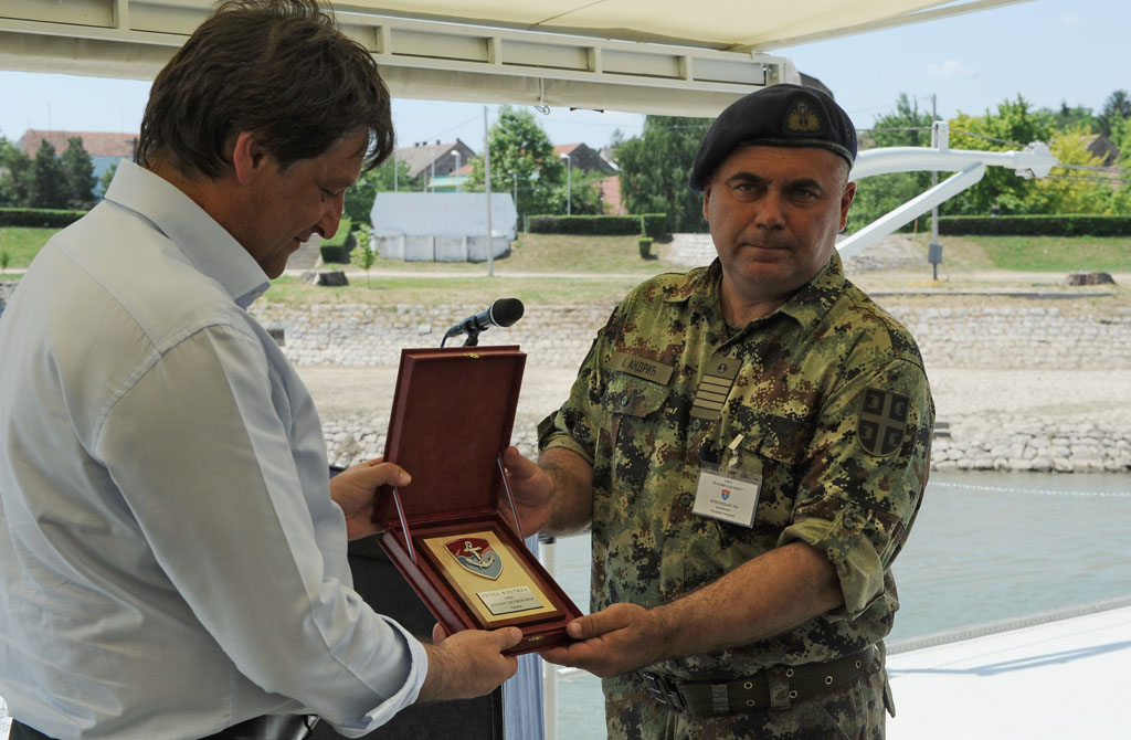 "Плави одговор 2014"