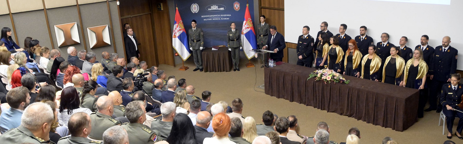 Министар Гашић присуствовао обележавању јубилеја 15 година Медицинског факултета ВМА 