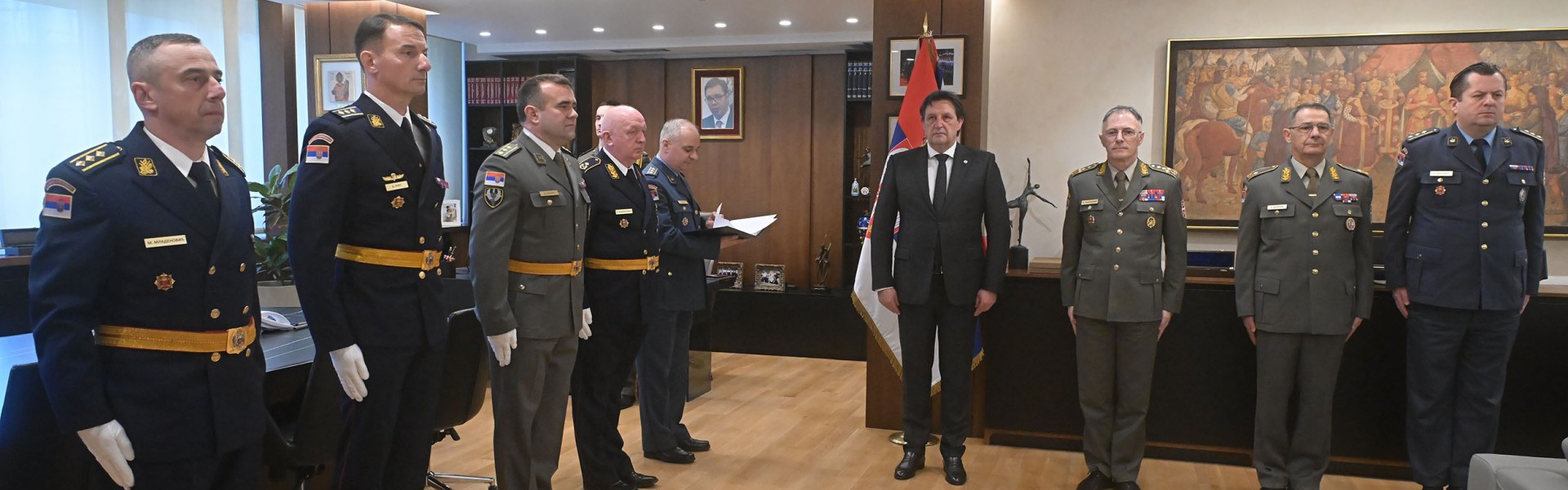 Министар Гашић уручио указе о унапређењима и постављењима на нове дужности у Војсци Србије