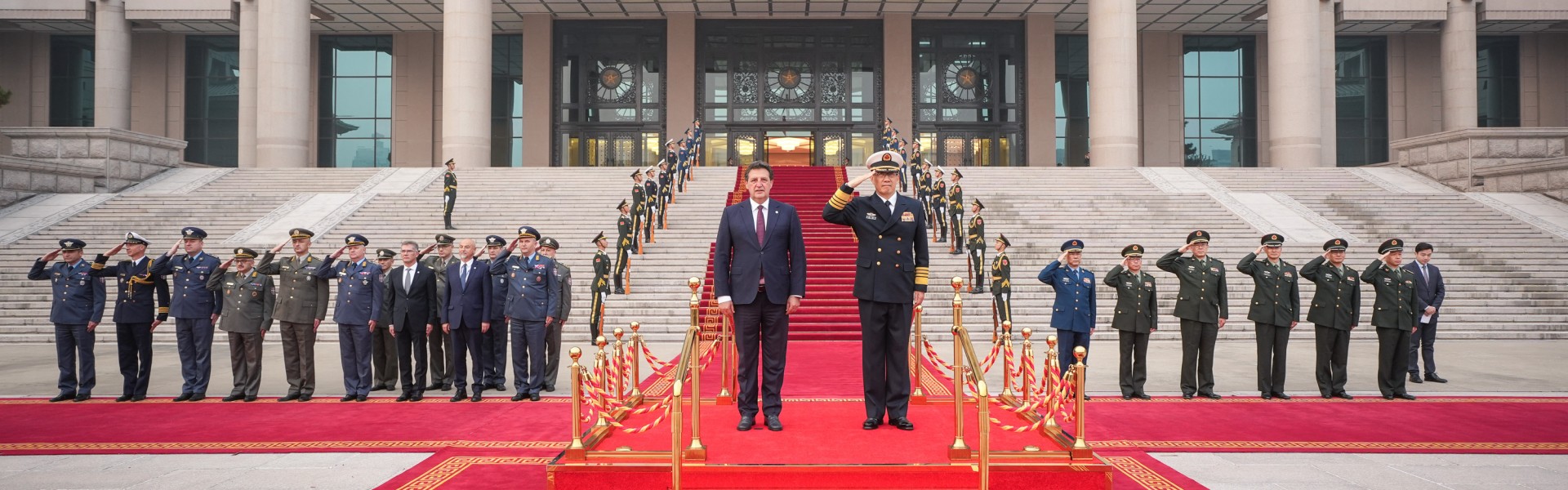 Састанак министра Гашића са министром националне одбране НР Кине у Пекингу