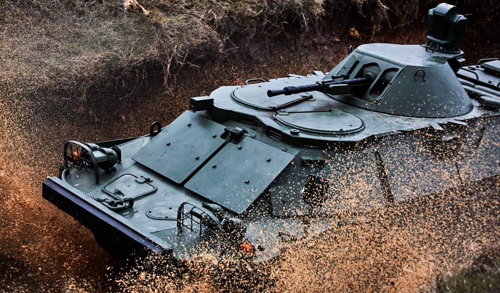 Training in combat use of armoured reconnaissance vehicles