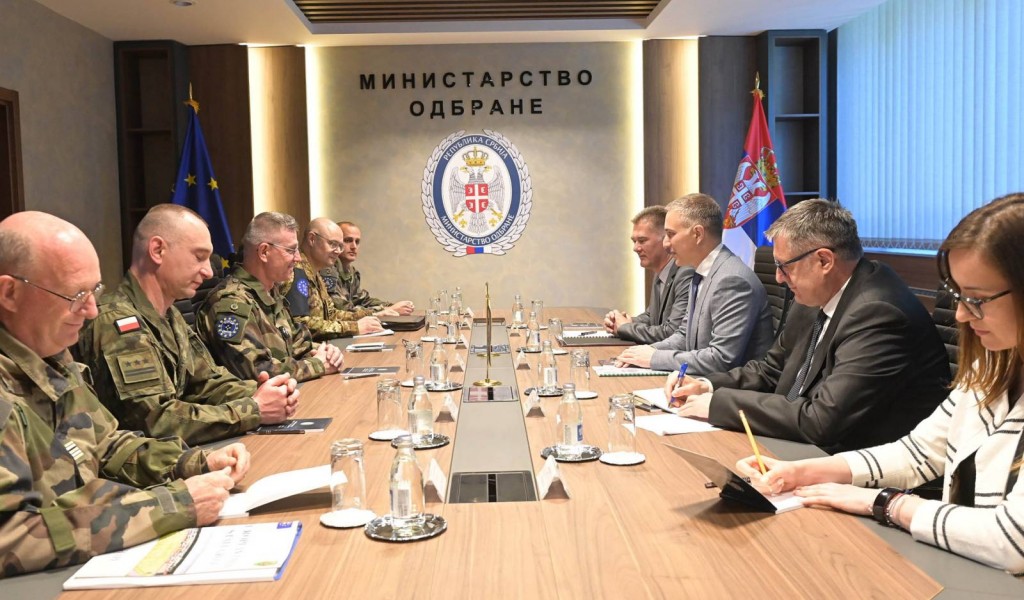 Meeting between Minister Stefanović and Commander EUFOR for Operation ALTHEA