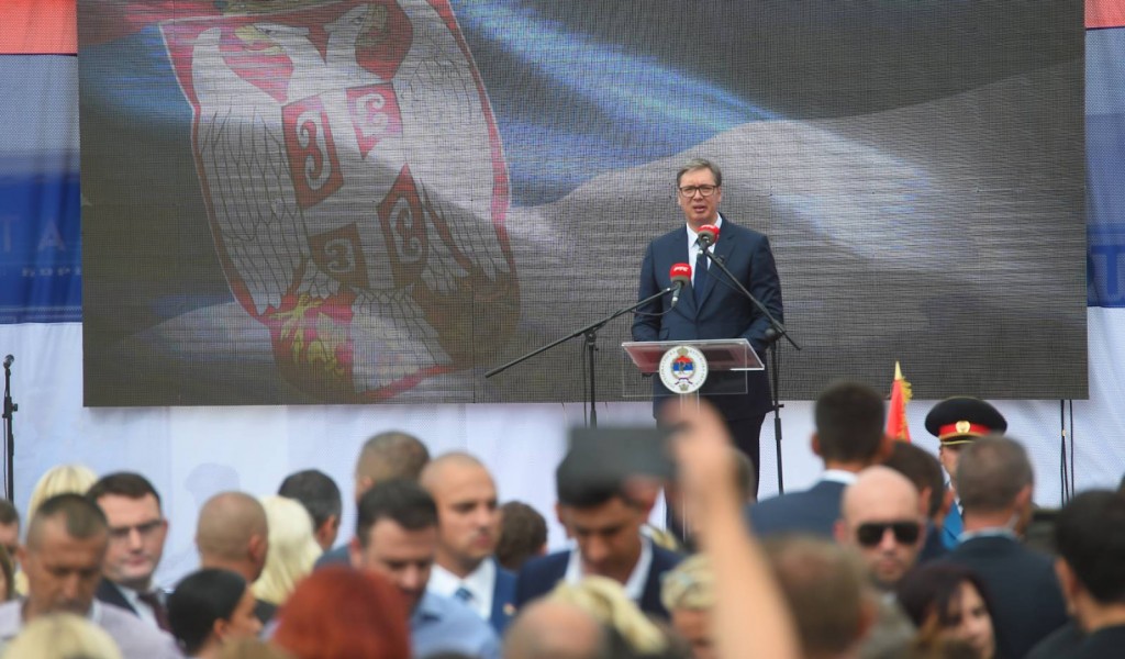Председник Вучић И овај историјски тренутак захтева да се ујединимо