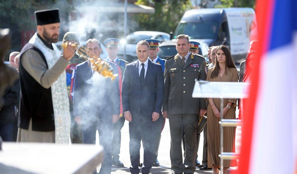 Министар Стефановић положио венац поводом годишњице смрти мајора Милана Тепића
