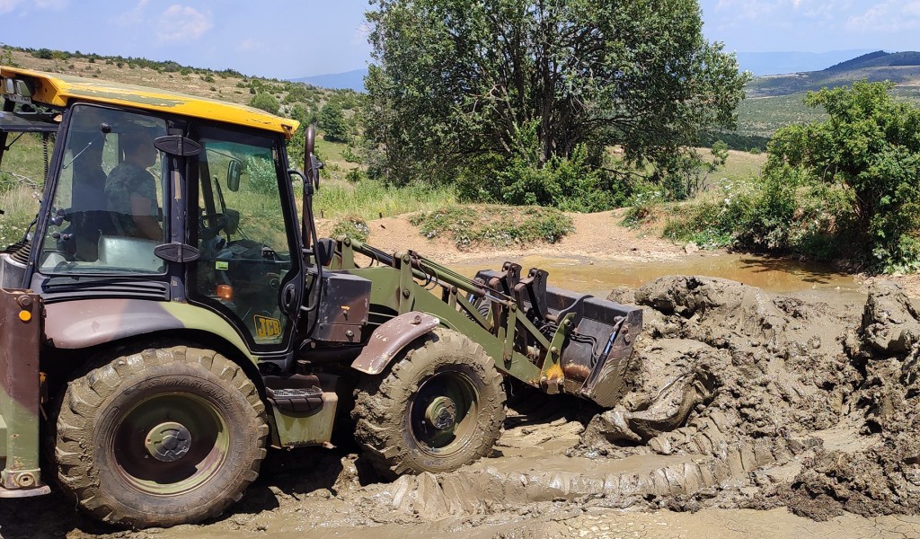 Serbian Armed Forces Assist Local Population of Sjenica Municipality