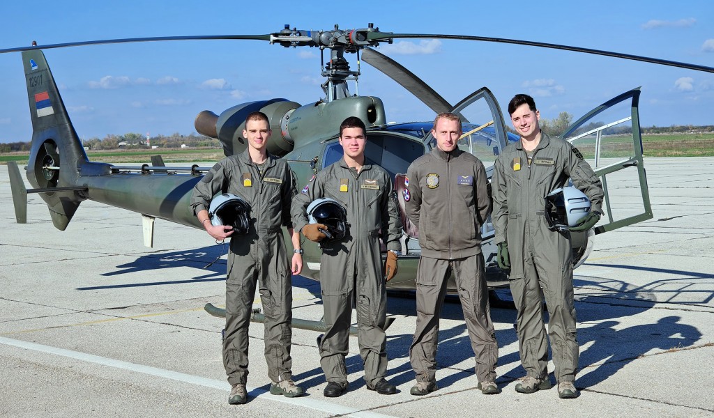 Отворен конкурс за упис на ваздухопловни смер Војне академије и Војне гимназије