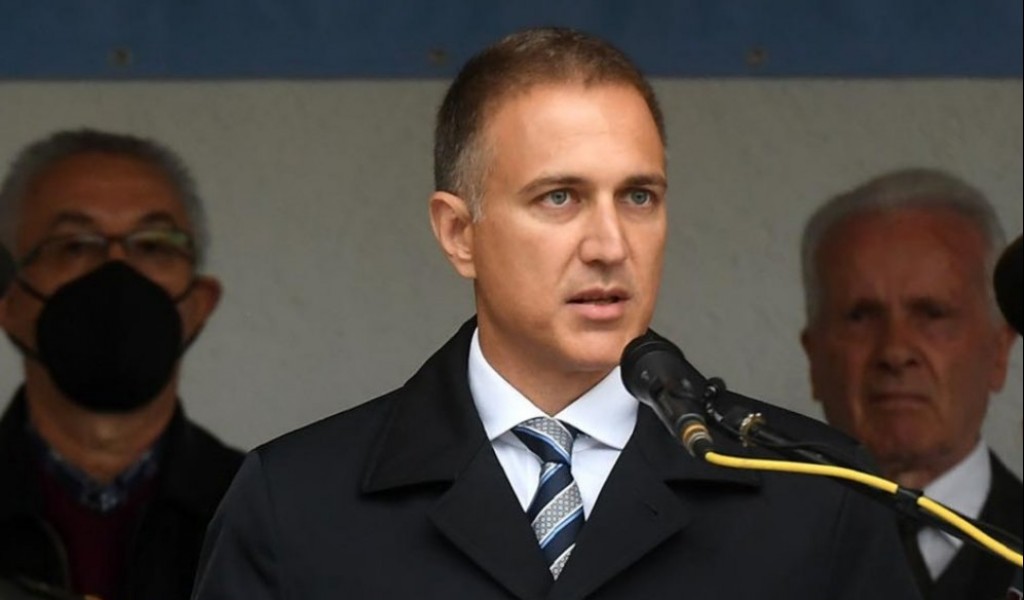 Министар Стефановић Недопустиво вређање и ниподаштавање наших војника и старешина