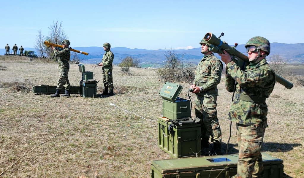 Тренажна гађања циљева у ваздушном простору