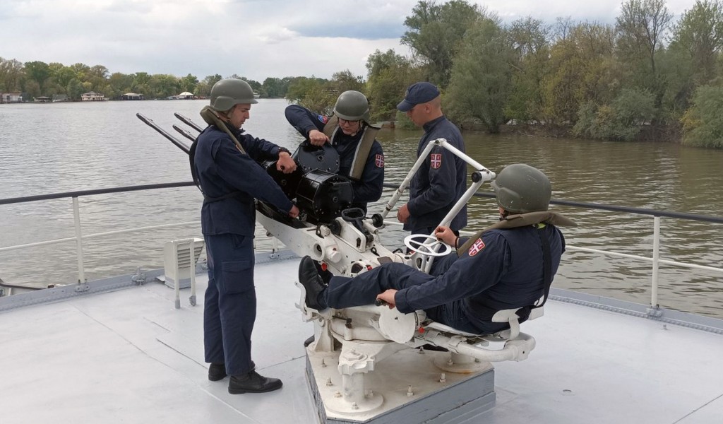 Soldiers serving in River Flotilla units undergo training