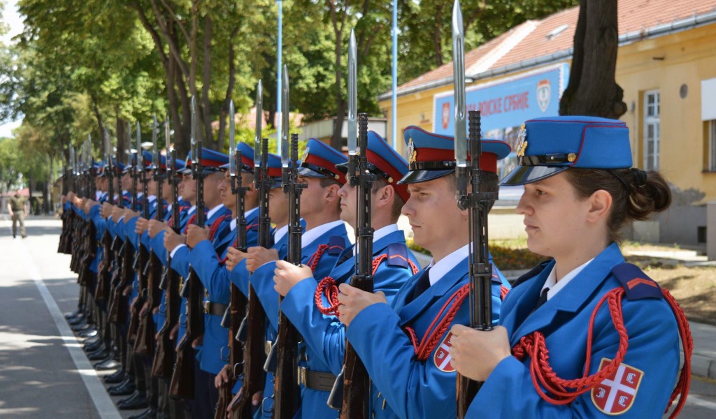 Obuka vojnika u Gardi za davanje vojnih počasti 