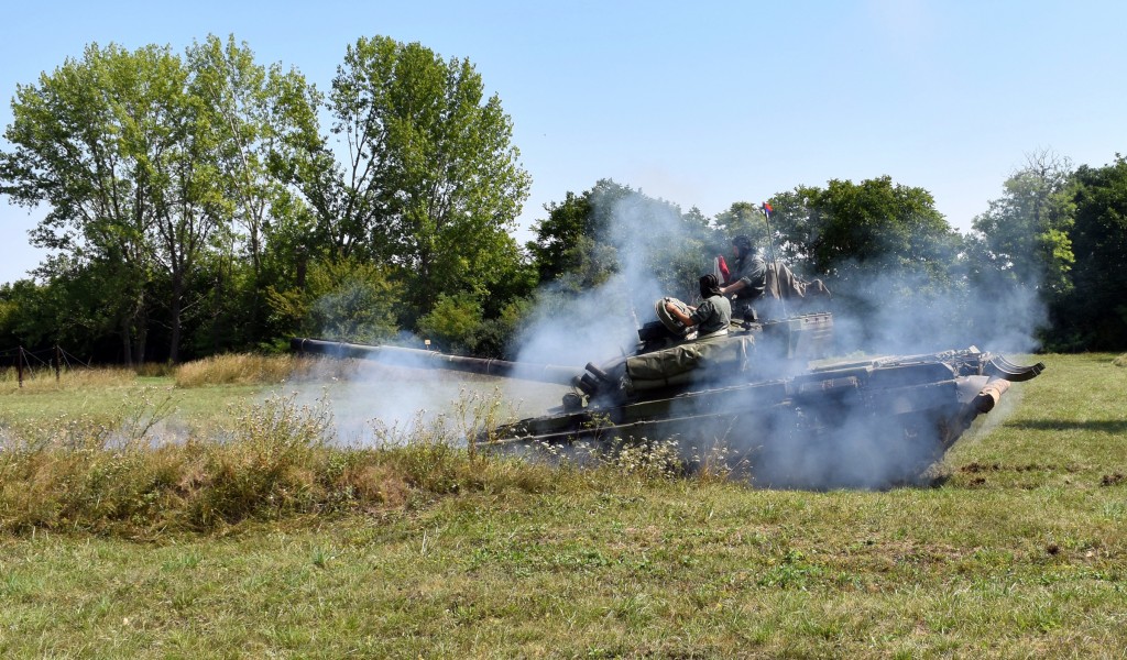 Soldier training in tank units