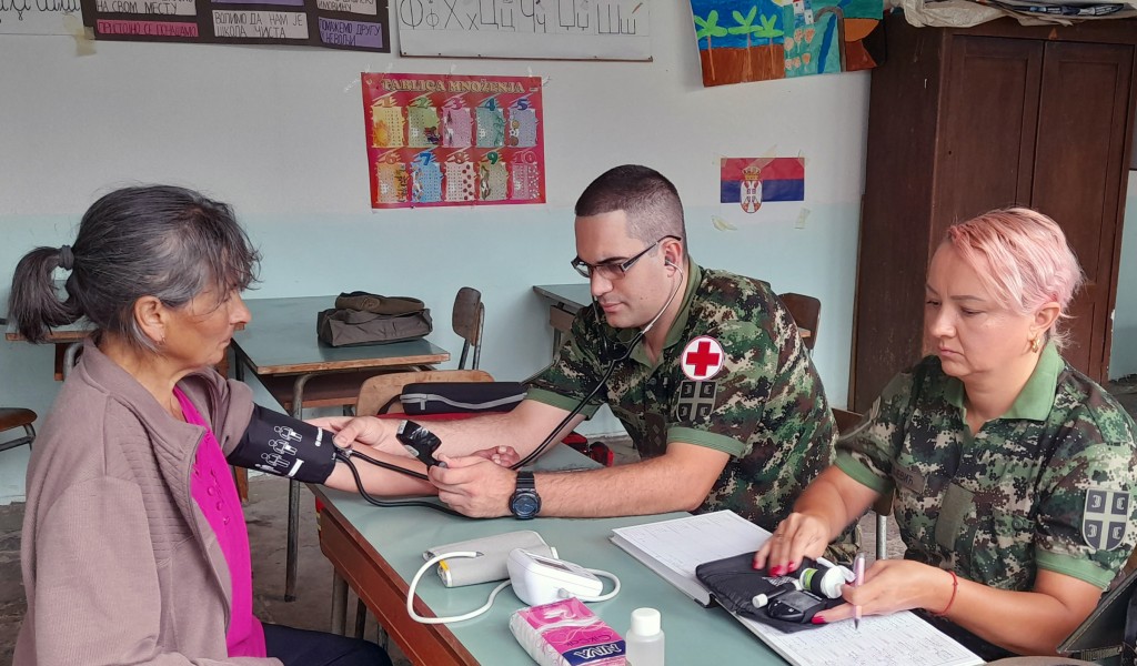 SAF members provide assistance to citizens of Trgovište and Prokuplje
