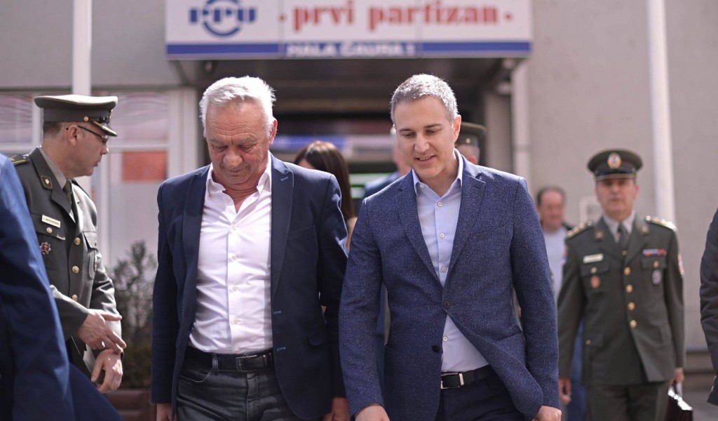 Ministar Stefanović obišao fabriku municije Prvi partizan u Užicu