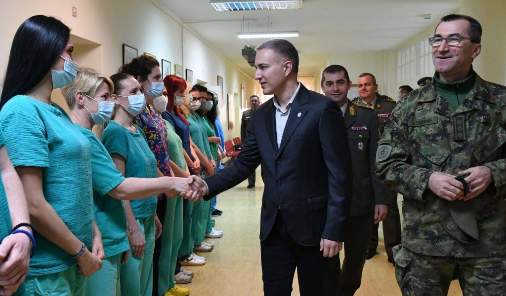 Министар Стефановић Војна болница Карабурма ускоро добија мултислајсни скенер