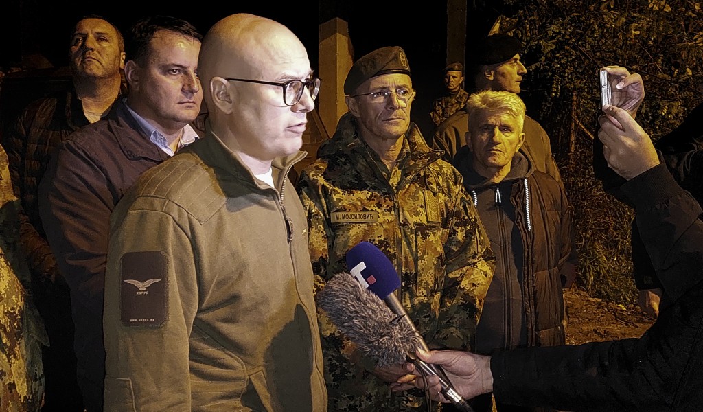 Ministar Vučević u Novom Pazaru Vojska ima mogućnosti volju i hrabrost da pomogne