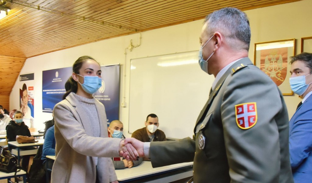 Svečano potpisivanje ugovora za dobrovoljno služenje vojnog roka i kurs rezervnih oficira