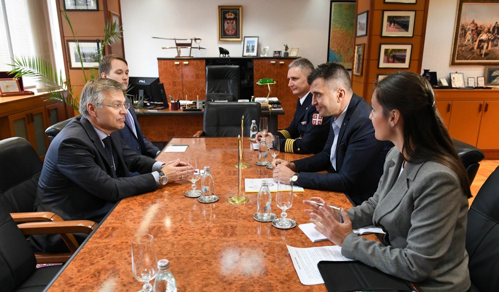 Састанак министра одбране са амбасадором Финске