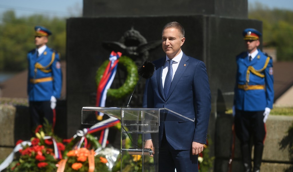 Ministar Stefanović povodom Dana pobede nad fašizmom i Dana Evrope
