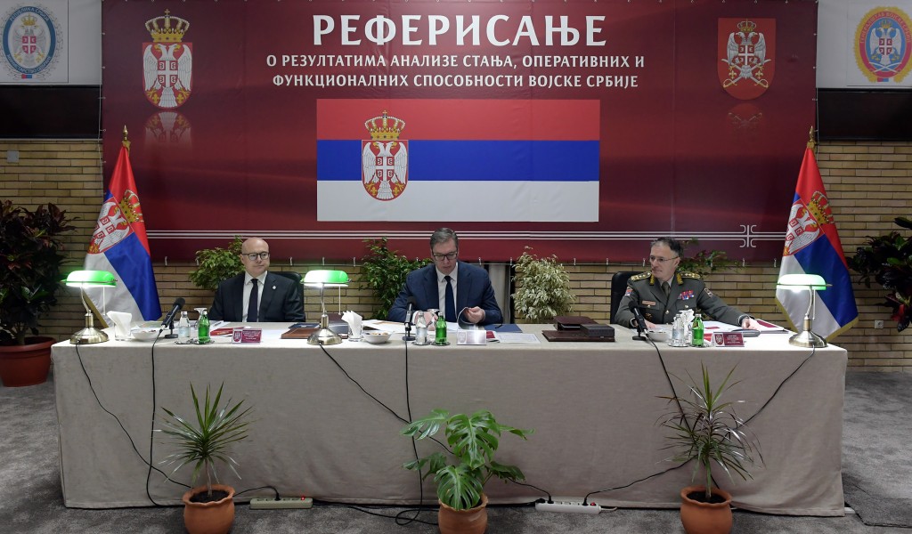 President Vučić attends briefing on results of 2022 analysis of Serbian Armed Forces capabilities