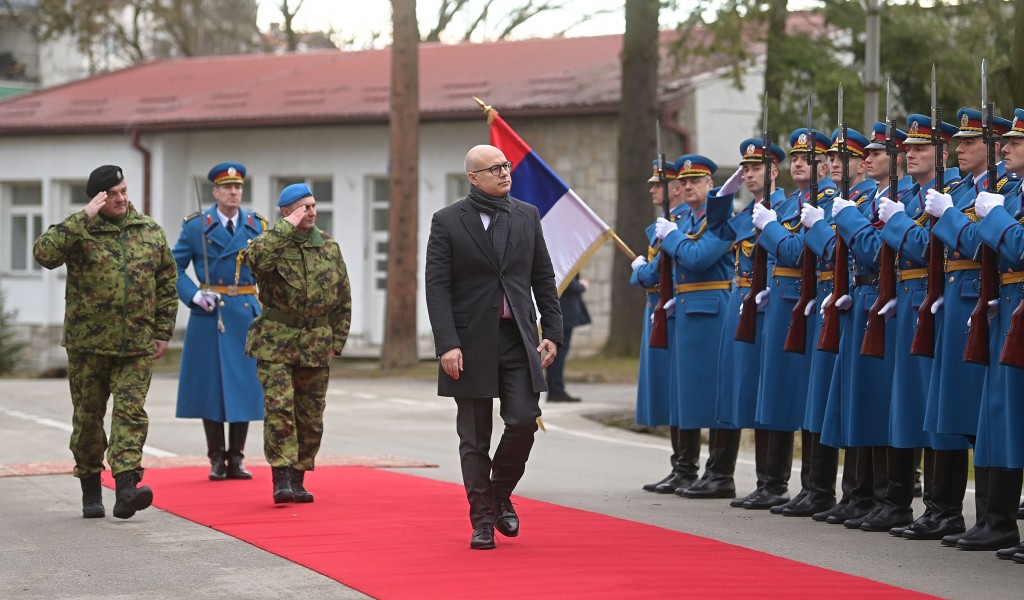 Minister Vučević visits Serbian Armed Forces Guard
