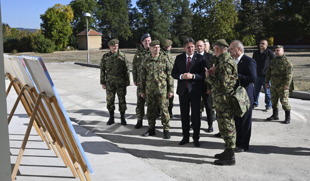 Обилазак реконструисаног објекта у касарни „Никола Пашић“ у Зајечару