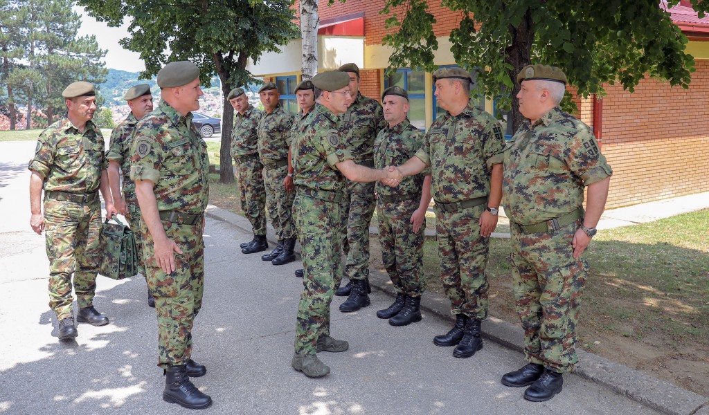 Chief of General Staff visits Army units