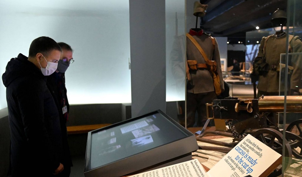 Minister Stefanović Visits the United Kingdom