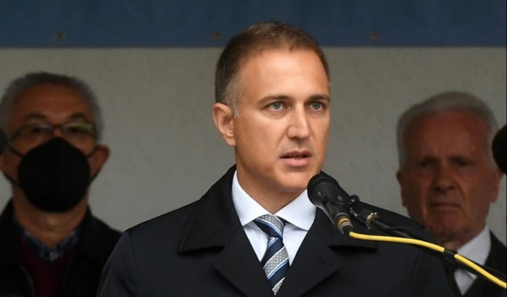 Minister Stefanović Kurti hovers over the conflict in Ukraine like a vulture
