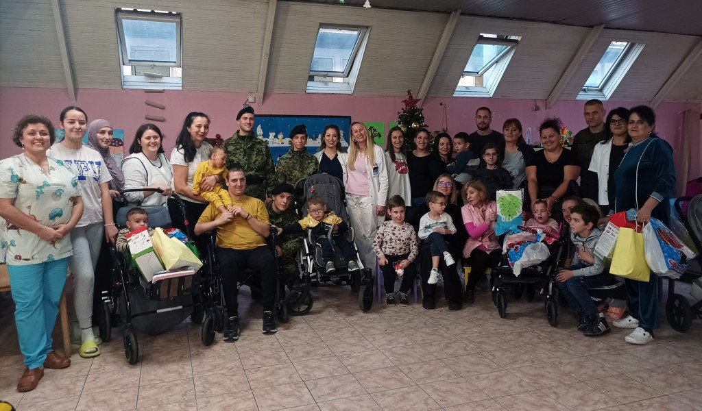 New Year s gifts for children in health care institutions