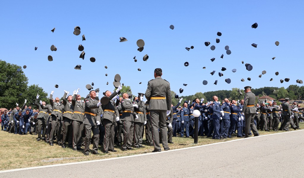 Call for applications Non Commissioned Officer Course for civilian candidates