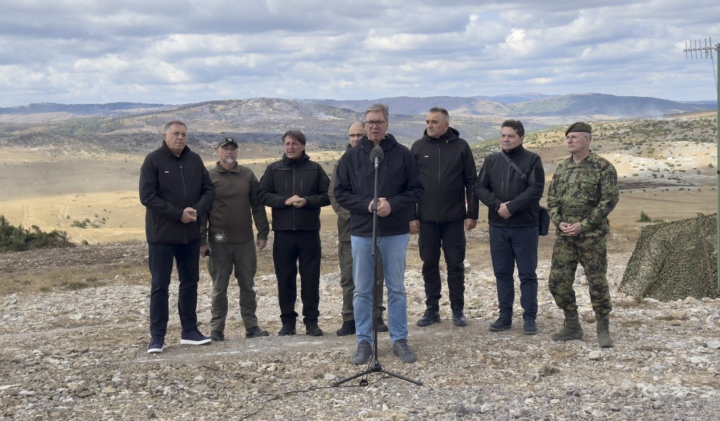 Председник Вучић: Поносан сам на официре, подофицире и војнике који су извели ову вежбу