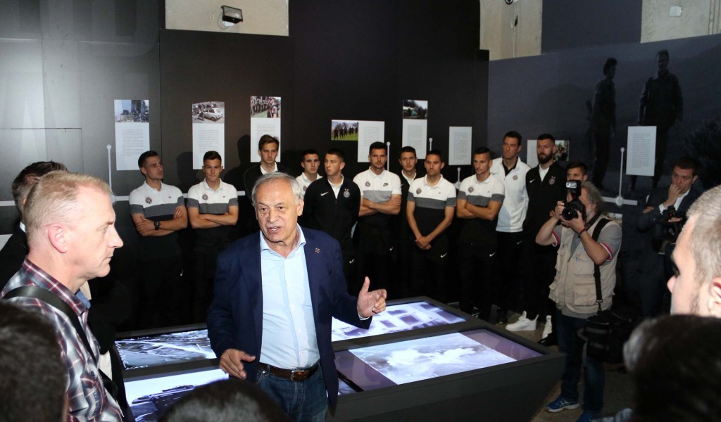 Footballers and Management of Partizan Visited the Exhibition Defence 78 