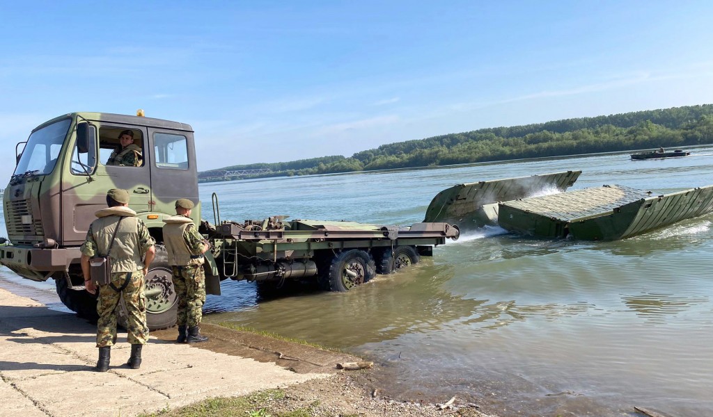 Engineer training on the river