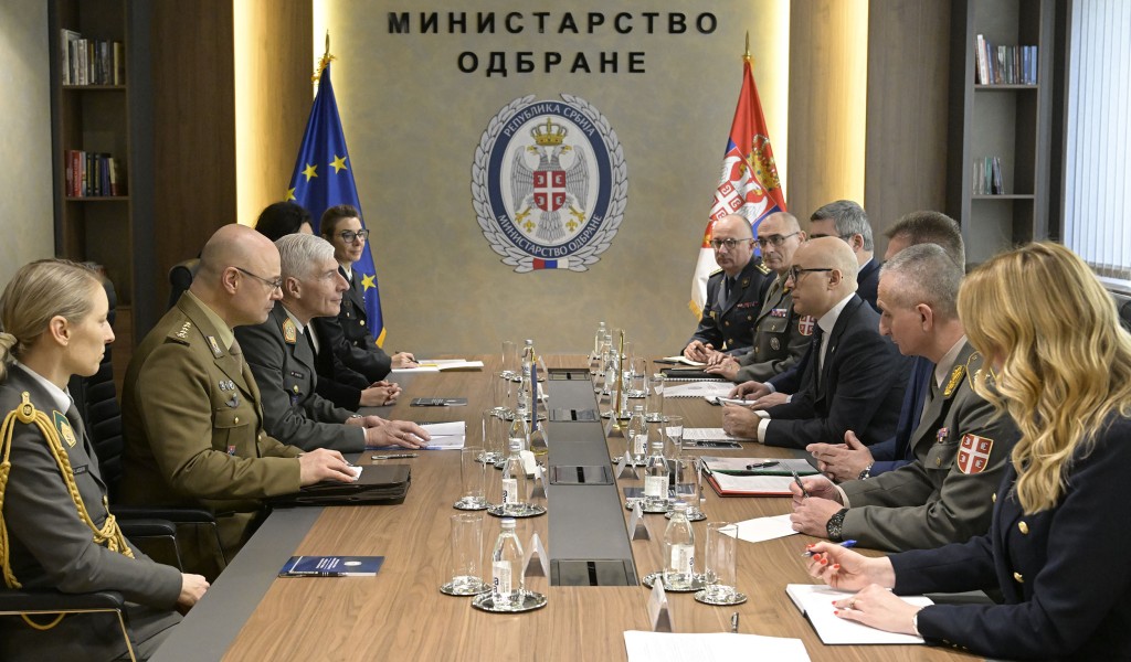 Minister Vučević meets with Chairman of European Union Military Committee General Brieger