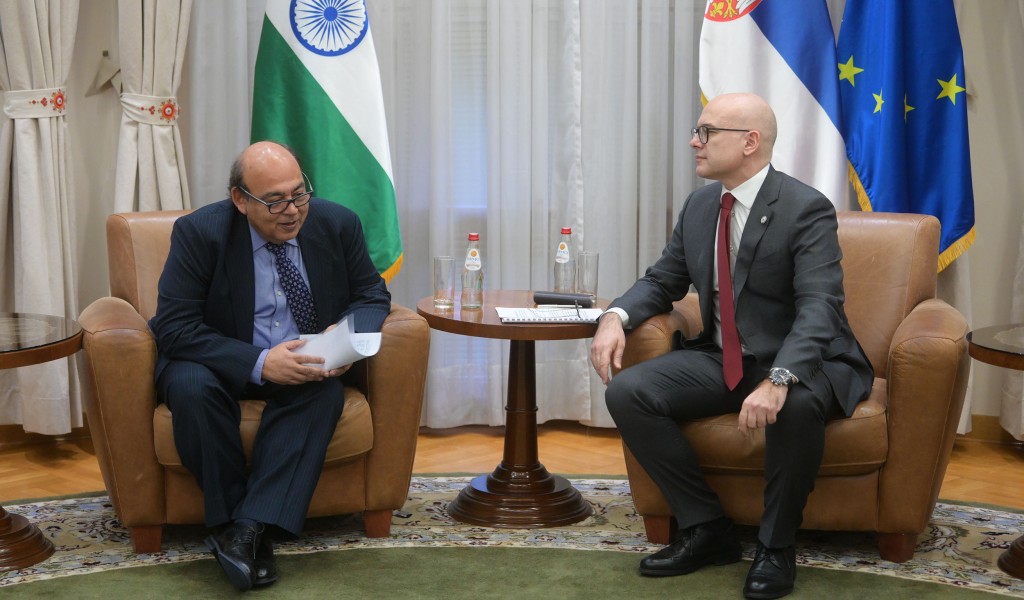 Minister of Defence meets with Ambassador of India