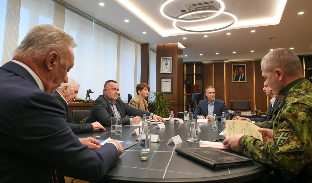 Meeting between Minister Stefanović and managers of defence industry factories