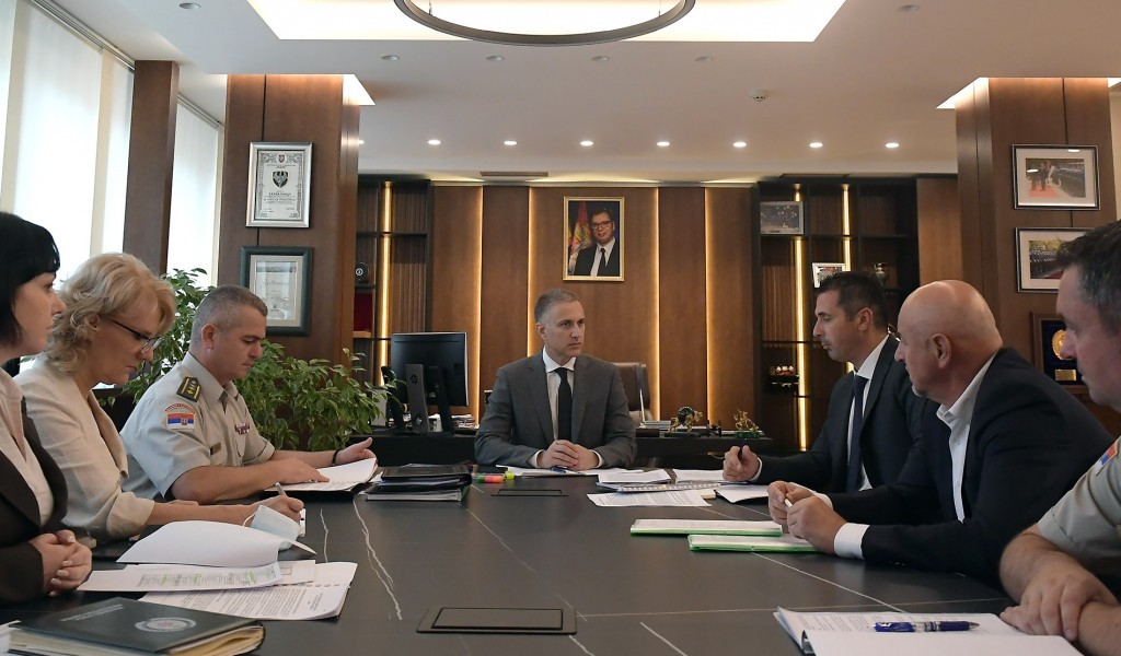 Minister Stefanović holds a meeting on projects crucial for GDP growth 