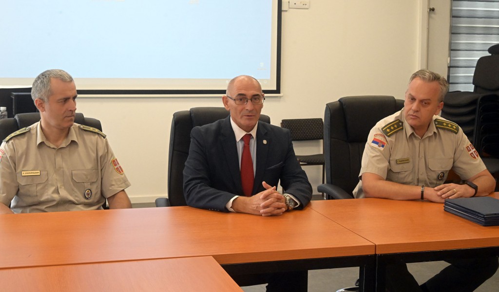 Course on public finance within defence system