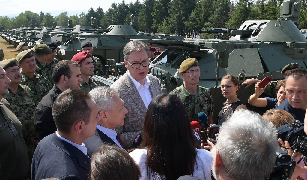 Predsednik Vučić Ponosan sam na Vojsku Srbije na ljude koji uvek služe i štite Srbiju