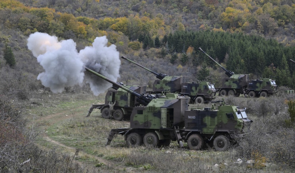 Joint training conducted by Serbian and Azerbaijani artillerymen