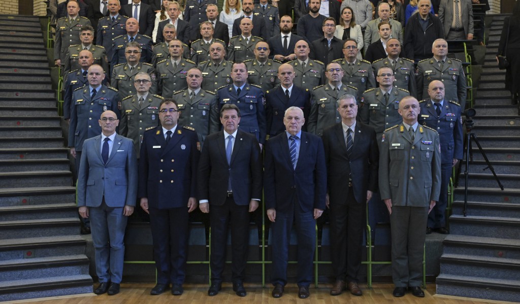 Министар Гашић присуствовао обележавању 77 година рада Војнотехничког института