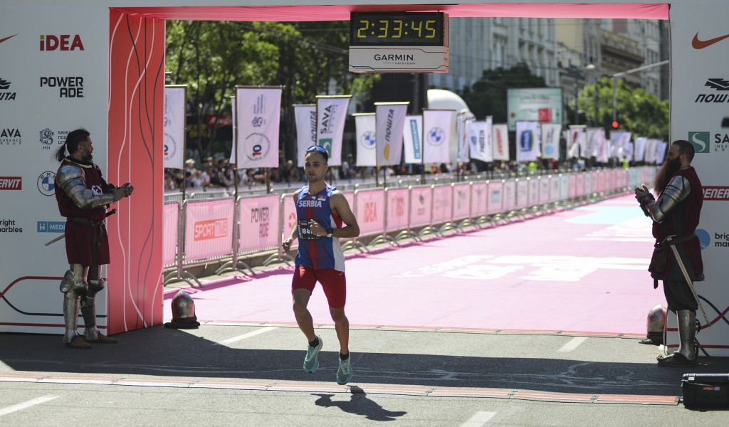 Uspeh vojnih sportista na 37 Beogradskom maratonu
