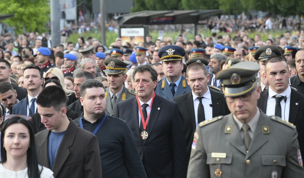 Министар Гашић присуствовао Спасовданској литији