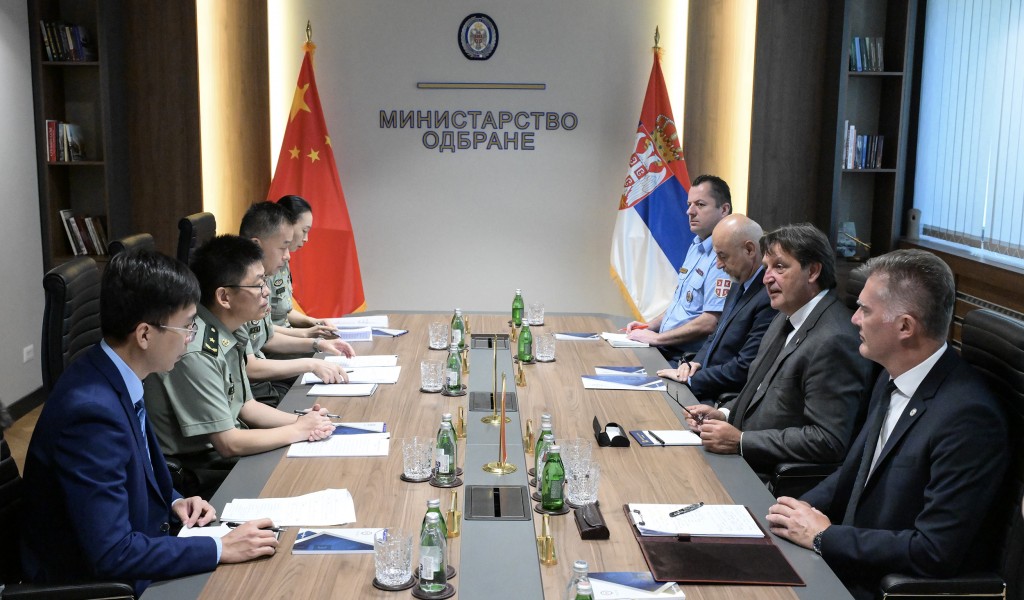 Састанак министра Гашића са замеником начелника Сектора Централне војне комисије НР Кине