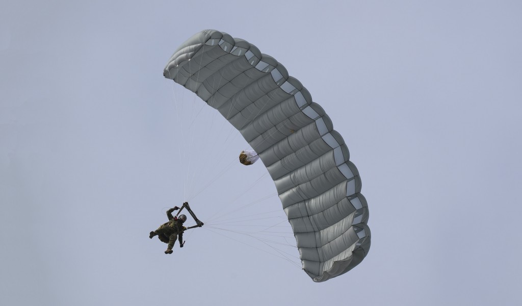 63rd Parachute Brigade conducts training with new parachutes