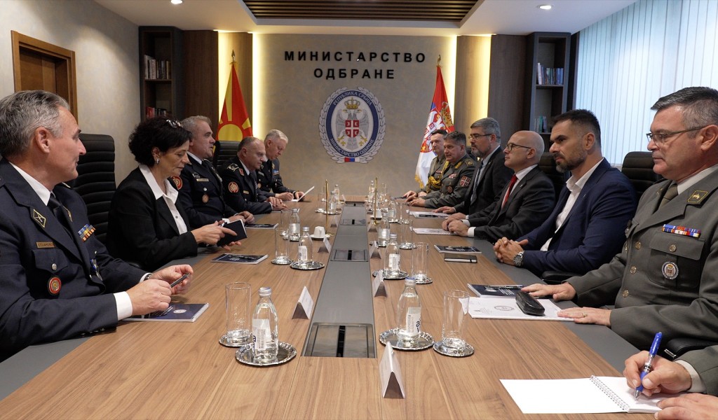 Minister Vučević Meets Chief of General Staff of the Army of North Macedonia General Gjurchinovski
