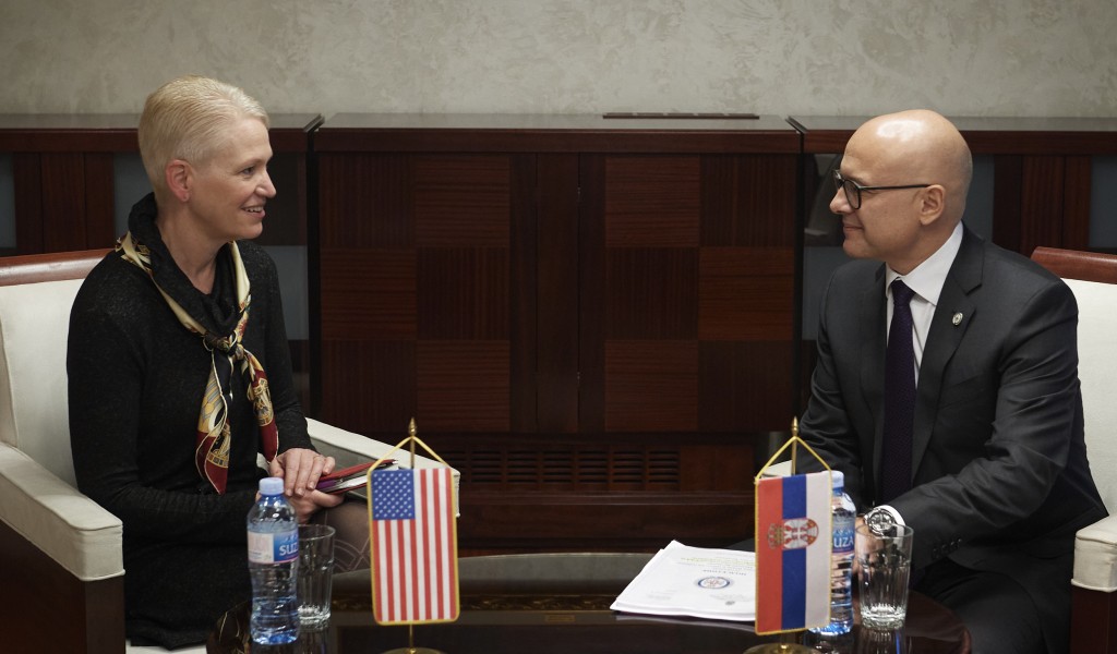Састанак министра Вучевића са помоћником секретара одбране САД