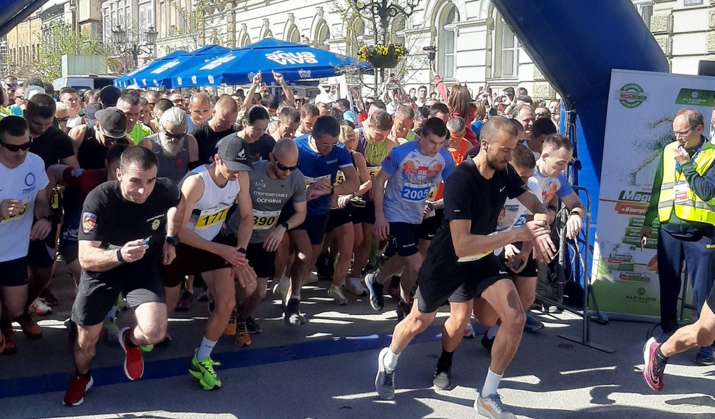 Uspeh pripadnika Vojske Srbije na 30 Novosadskom polumaratonu