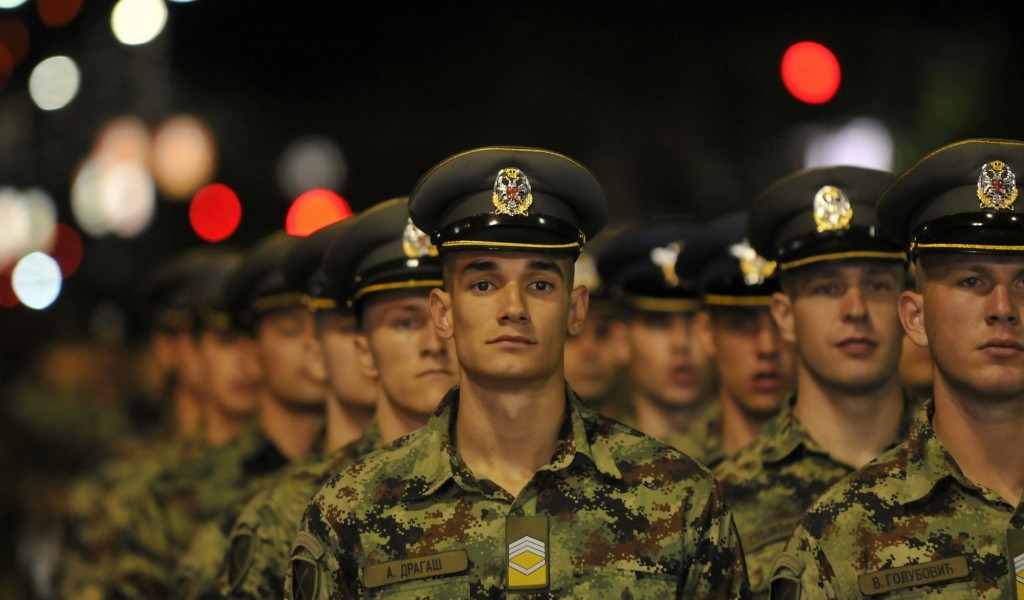 Dress rehearsal for Serbian Armed Forces youngest officers promotion ceremony 