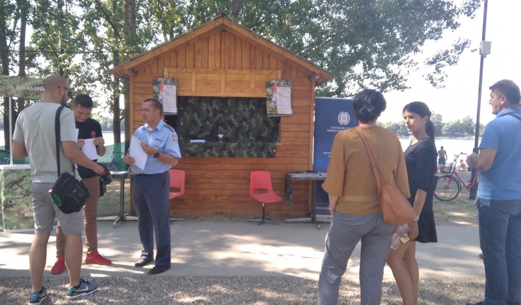 Промоција добровољног служења војног рока и Курса за резервне официре у Сремској Митровици